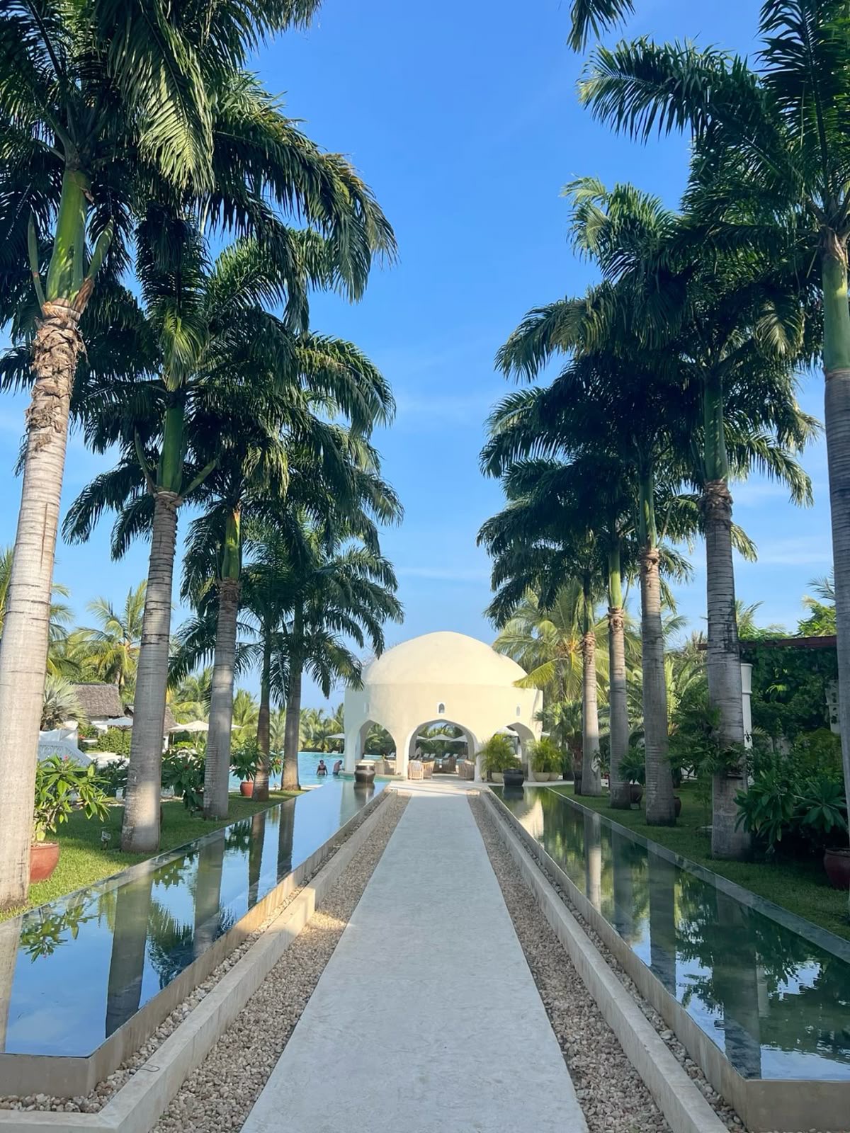 1 Night at Swahili Beach Resort